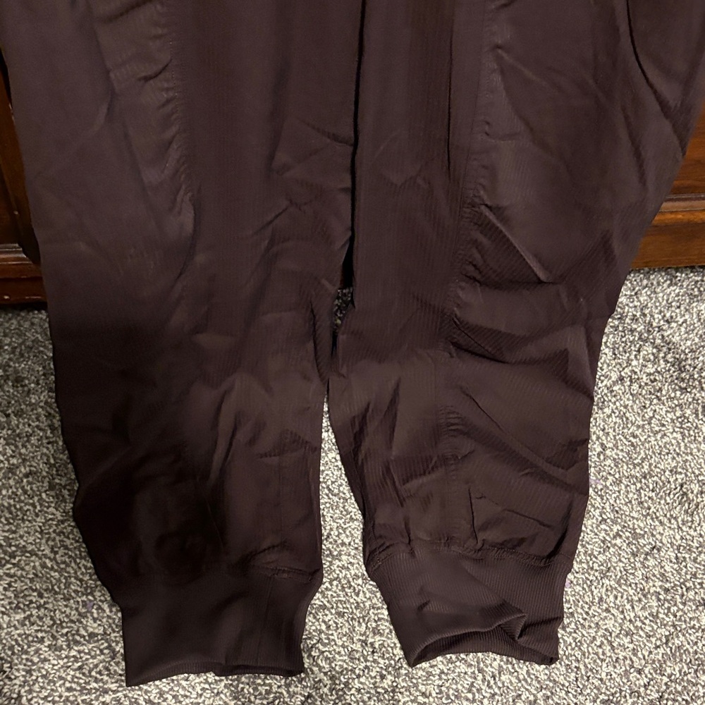 Lululemon Dance Studio MR 7/8 Jogger - Picture 5 of 7